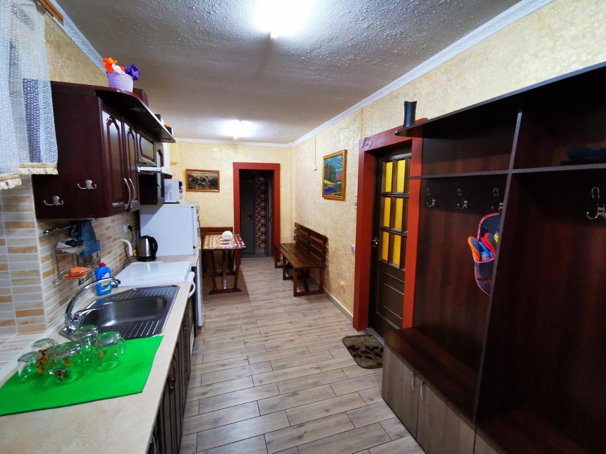 Hotel Міні Квартал Yahotyn Exteriér fotografie